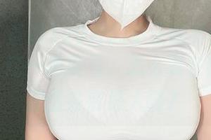 微密圈 – 查看120斤的小王同学的瑜伽裤全套…从这一角度看，怎么现在的裤子都那么会诱惑人啊？