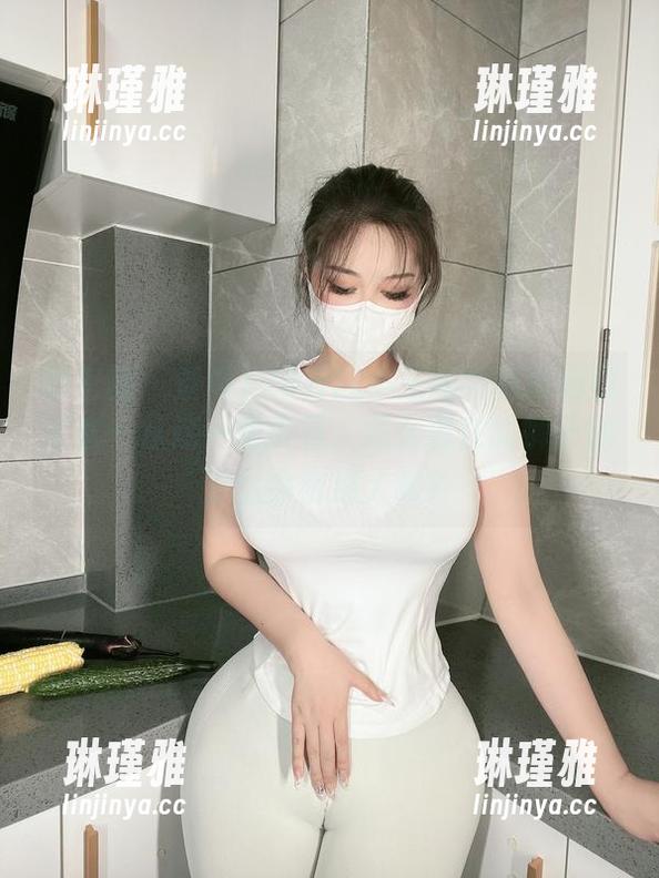 微密圈 - 查看120斤的小王同学的瑜伽裤全套…从这一角度看，怎么现在的裤子都那么会诱惑人啊？
