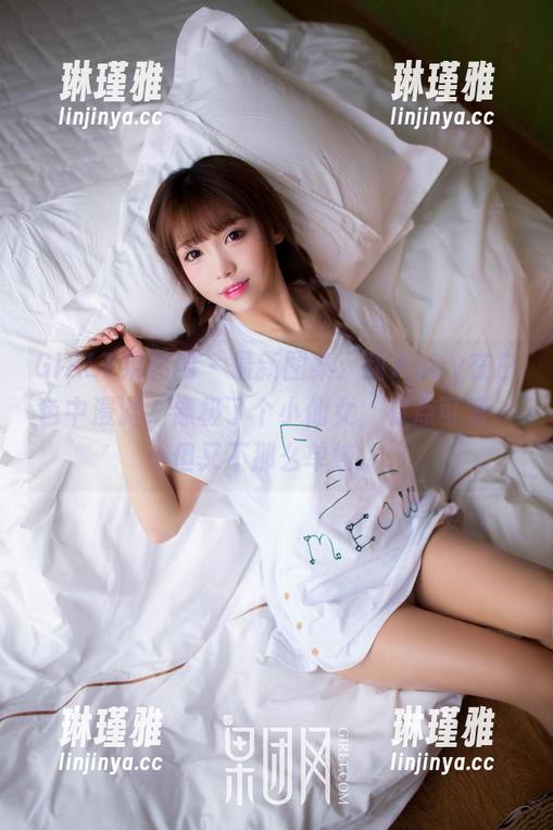 GIRLT果团网-甜Abby GIRLT果团网 - 最新图集:甜Abby在白色中漫游,像极了个小仙女,有点可爱,但又不那么单纯。