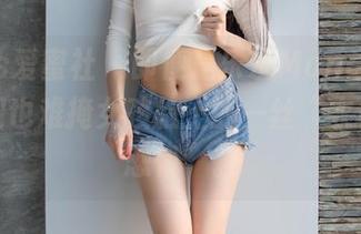 IMiss爱蜜社 – 即便是乐乐Mango，最新图册也难掩女孩脸上的一丝“衣柜选择恐惧”。