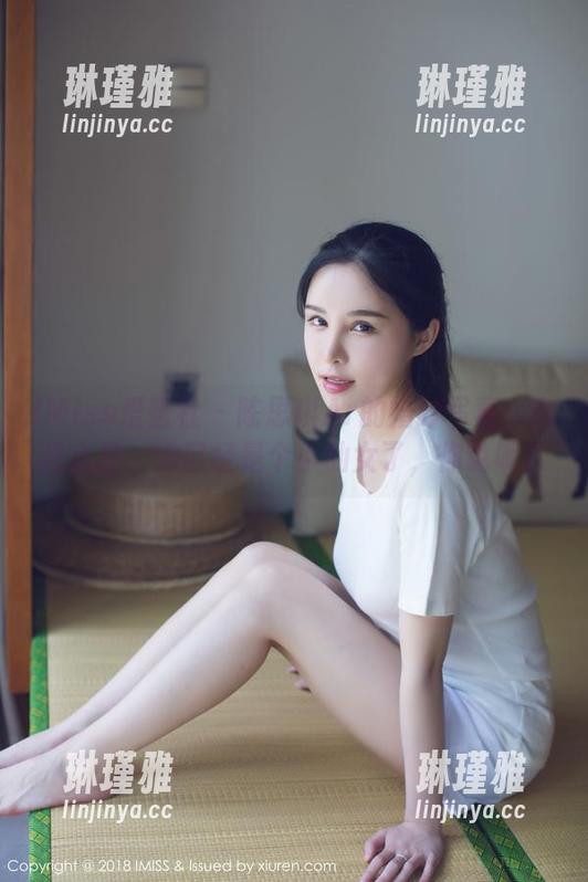 IMiss爱蜜社 - 陈思琪Ar的婚纱写真：在我心里，她已经是个小仙女了，你说呢？