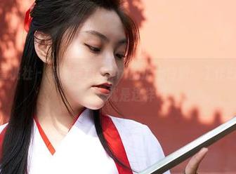 MiiTao蜜桃社 – 缇娜美Tinami的护士特辑：工作时、休息时，我就是这样