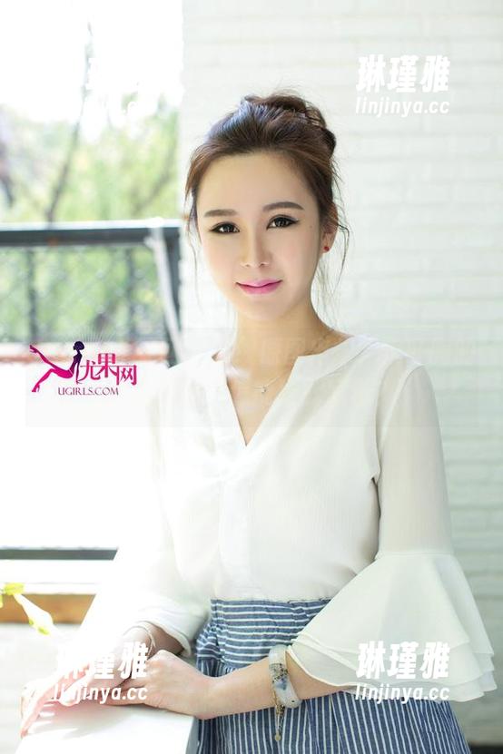 UGirls尤果网 - 在线原图出炉，倪叶腾的自拍风格，怎能如此家常？