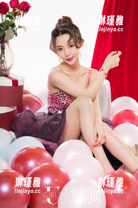 UGirls尤果网-孟狐狸 UGirls尤果网 - 孟狐狸的棉袜嬉游——合集里的小窝心事