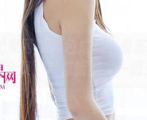 UGirls尤果网 – 黑色成瘾：曼苏拉娜的私拍合集，带你暗黑走一遭！