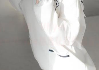 Oh,动作慢一点，Uhye(이유혜)的DeepmoreOffice精选让我懒得反应。