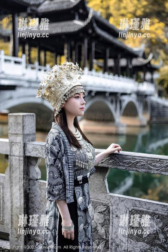 Xiuren秀人网-小逗逗 Xiuren秀人网 - 小逗逗的超级自拍套图,你能想象她的表情吗?