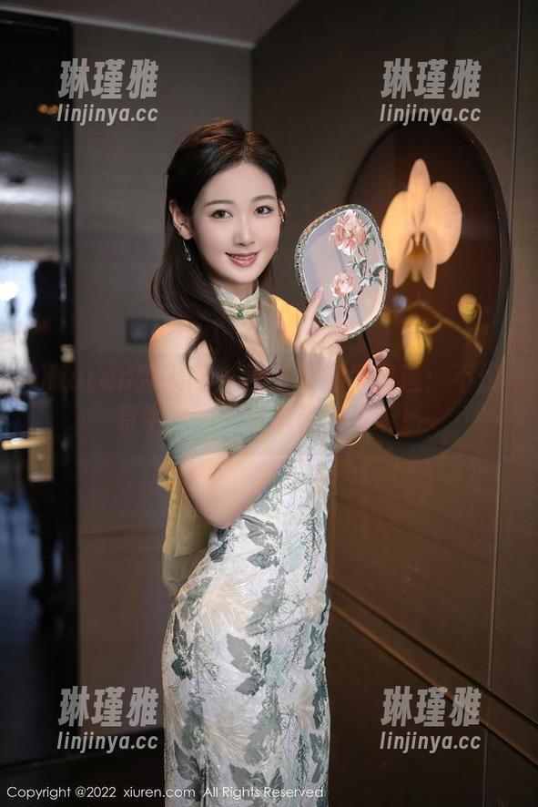 Xiuren秀人网 - 王曼柔奶牛精选：不仅有牛，还有段子等你来听！
