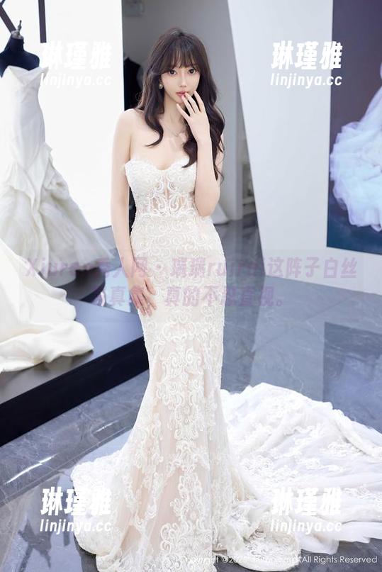 Xiuren秀人网-瑞瑞ruirui Xiuren秀人网 - 瑞瑞ruirui这阵子白丝写真集,真的不忍直视。