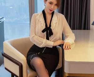 YouMi尤蜜荟 – 从欧阳LuLu的办公室看过去，图片里的气氛让人想驻足。