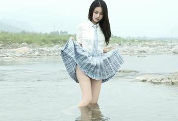 eloise软软的学姐美图合集，照得我差点丢了学姐都不敢去见她的勇气！