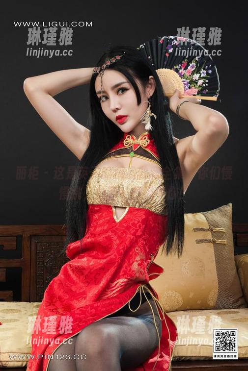 丽柜-英子 丽柜 - 这是英子的精品典藏全集,你们慢慢挑,总有一款戳中你!