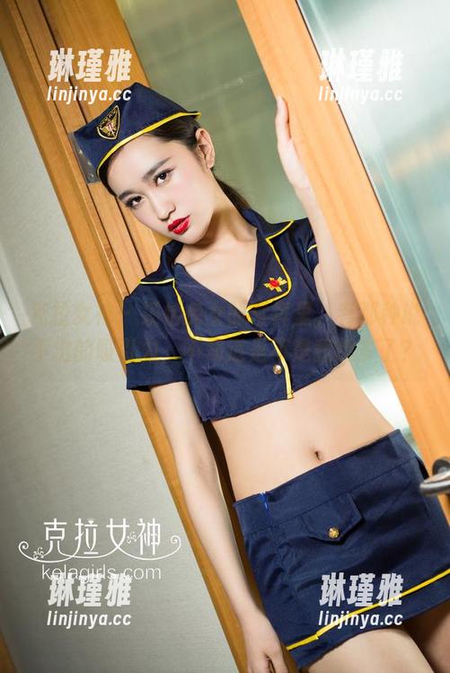 克拉女神 - 汤怡兔女郎写真里，有那种说不出的吸引力，不知道是不是我想多了？
