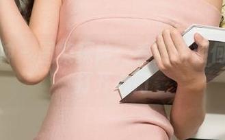克拉女神 – 图集探险：看熙妍如何用毛衣打开心门