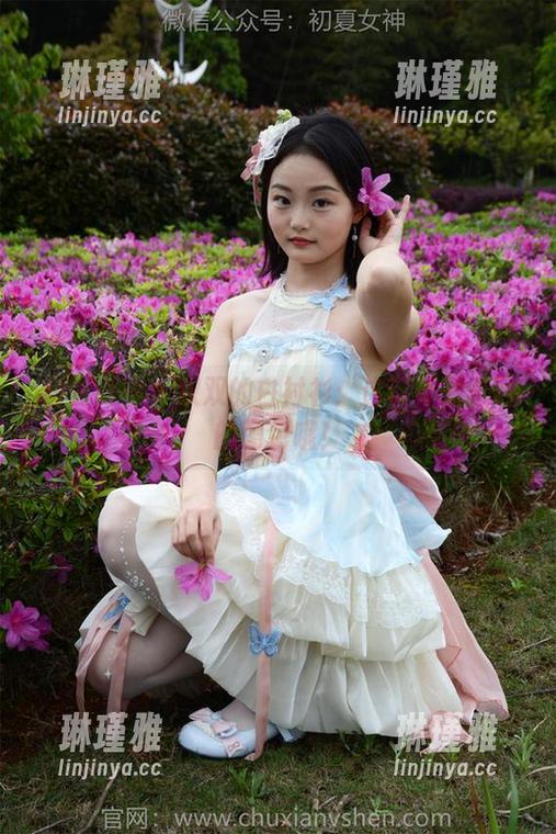 初夏女神 - 双双的白衬衫：这可不是普通的图包哦！