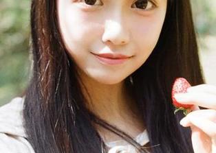 在嘎潼的浴室畅游，免费写真也是一种深水区！