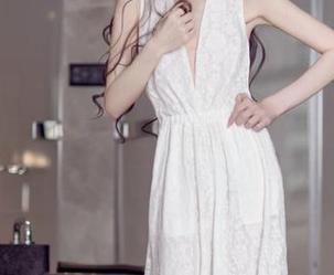 头条女神 – 我真想给尹菲的这组天使写真，图集打个tag：乳糖不耐，但是请让我多看几眼。