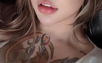 微密圈 – 奈斯希希的第一部分，送你一张免费照片，但眼泪请自备！