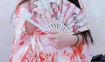 微密圈 – 姐姐Lalion的粉色睡衣，图片里似乎藏着小秘密！