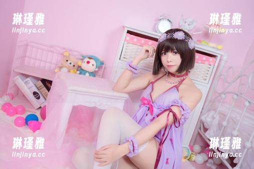 小野妹子w 小野妹子w又来了,私房作品竟然是纯白,这颜色也太挑人了吧?