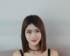 尤物馆 – 看潘琳琳ber的丝袜原图，刚开始是欣赏，后来被勾得有点不知所措。