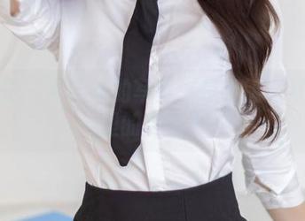 尤蜜荟 – 周于希的写真：是学姐还是网盘里的魔法？