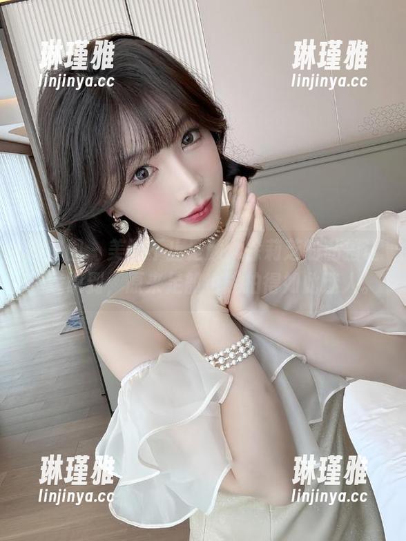 徐莉芝 微密圈 - 美图不止是颜,徐莉芝的私拍让我意识到,原来足部也能拍得如此迷人。