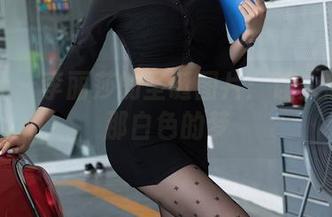 星颜社 – 李丽莎的圣诞图片：让人想起了那白色的梦