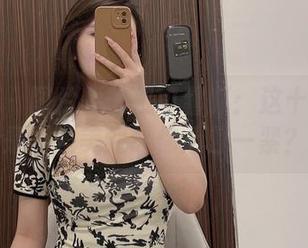 微密圈 – 图片里的是可馨吖：这十一福利是不是美到让你心口一紧？
