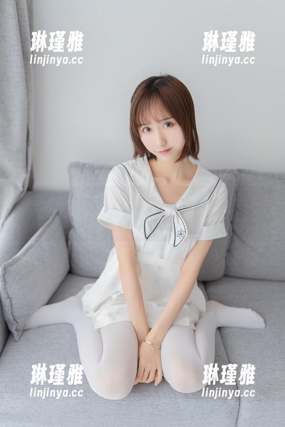 木棉棉OwO 高清“木棉棉OwO”图包:美足诱惑,谁能抗拒?