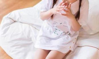果团网 – 免费浴室图包，周琰琳LIN把我拉进了她的小世界…有点失控？