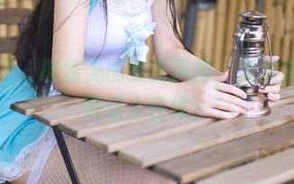 果团网 – 酸酱兔的女王风格，免费套图就是这么任性！