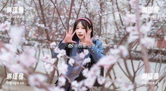 网盘有惊喜，桃墨公子裤里丝，谁说不能暧昧？