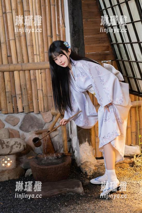 桜井宁宁 线上拯救视力!桜井宁宁黑纱旗袍美图,让人心脏小鹿乱撞。