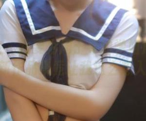 模范学院 – 我要为周于希的学姐角色打call，最新作品集竟让我这么想入非非！