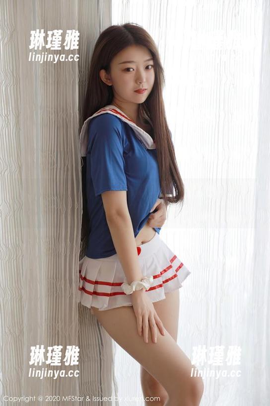 模范学院 - 唐琪儿il的全套夏天：一场视觉的清凉挑战