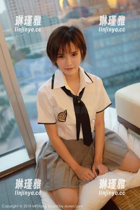 模范学院 - 唐琪儿il的高清修女写真，分享一下你认为能逼疯多少人。