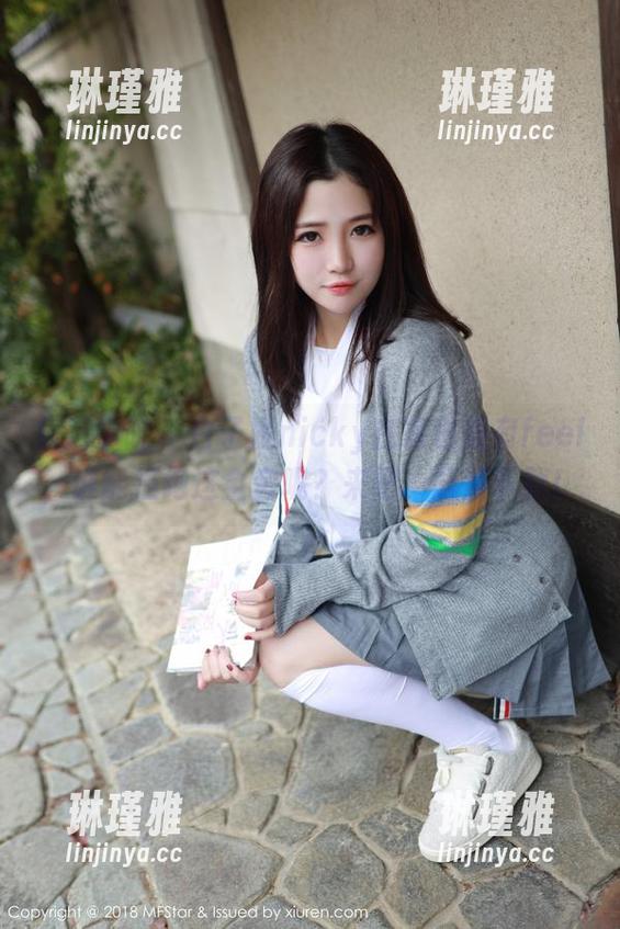 模范学院-白子嫣nicky 模范学院 - 白子嫣nicky在家也很有feel,谁能拒绝这全套呢?来吧,赶紧下载!