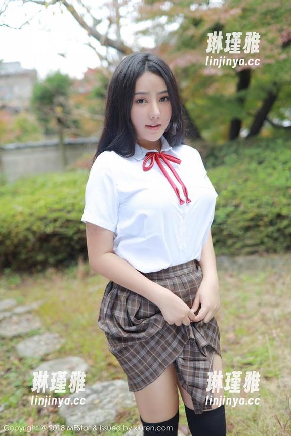 模范学院 - 最新图库：露露Andrea变身肉丝，果断升级，辣得我心一颤。