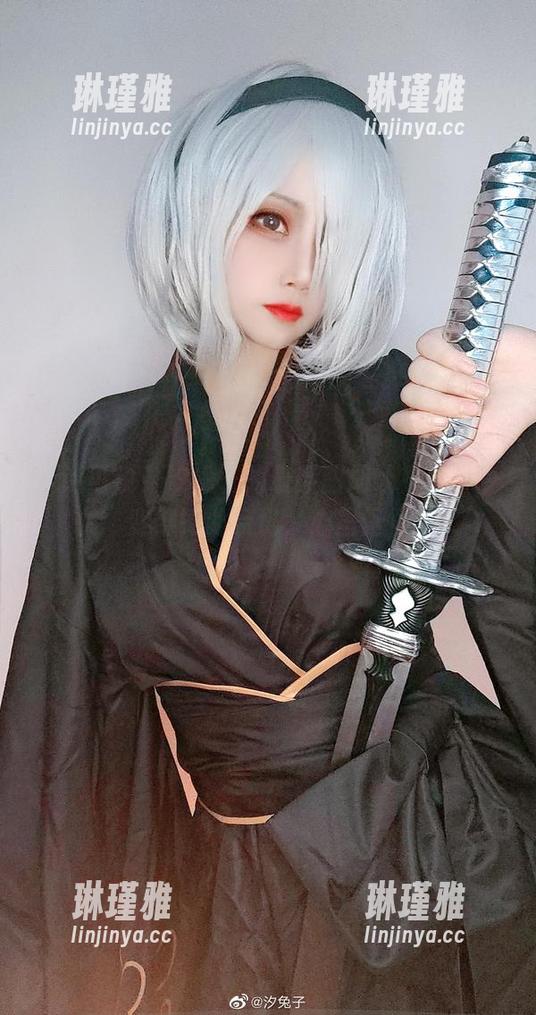 汐兔子 无话可说!汐兔子的最新图册让“魔卡少女”变得如此亲切,心里怪怪的。