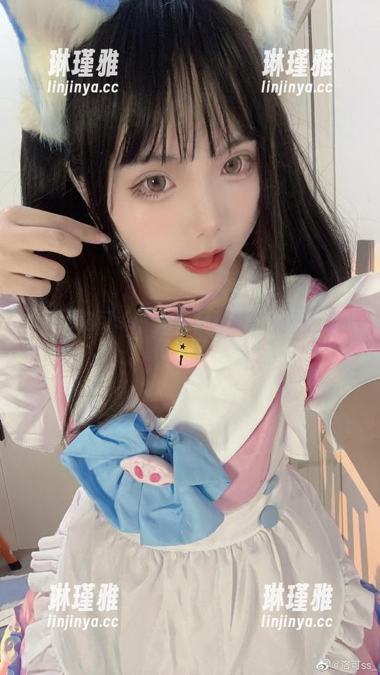 小红帽洛可ss：她是捉狼还是吸引狼的热门写真？