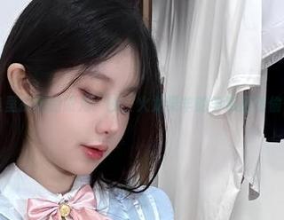 微密圈 – 图集里挑剔的眼光：咦，火龙果羊的羊崽居然偷偷把我瞪了！