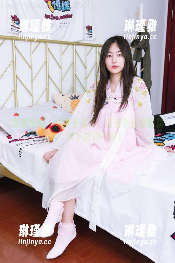 物恋传媒-婷婷 物恋传媒 - 婷婷来对了:万圣节的原图精选,欢乐猜测不断!