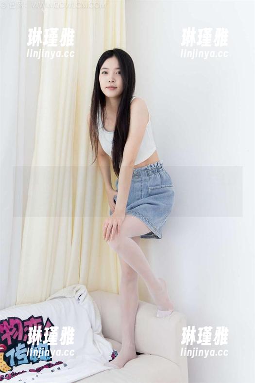物恋传媒 - 小谷的白冰丝袜，真的太会撩了，精选的美图让人想多看几遍