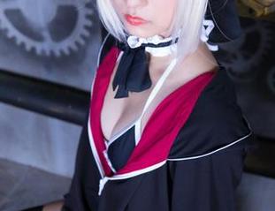 神楽坂真冬的美足COS能否征服你的眼球？