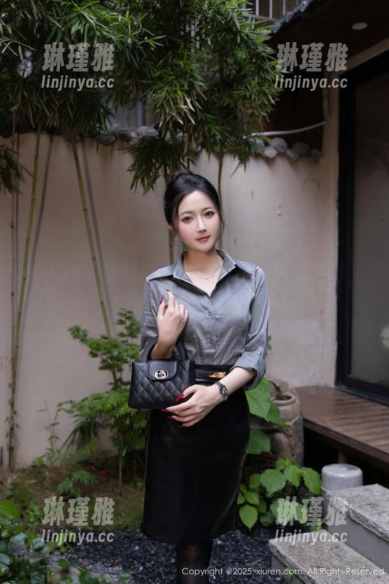 秀人网 - 请欣赏KOKO可可的全套写真，修女外表下其实暗藏著反叛。