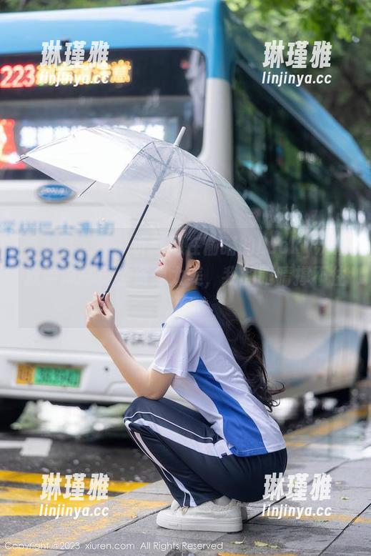 秀人网 - 每一页都像在偷瞄的Lucky沈欢欣学妹写真，资源太美，我的眼睛撑不住啊！