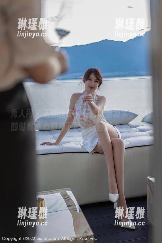 秀人网-唐安 秀人网 - 花嫁唐安,清晰得像现实,下载的时候小心别掉下巴,这画面太生动了。