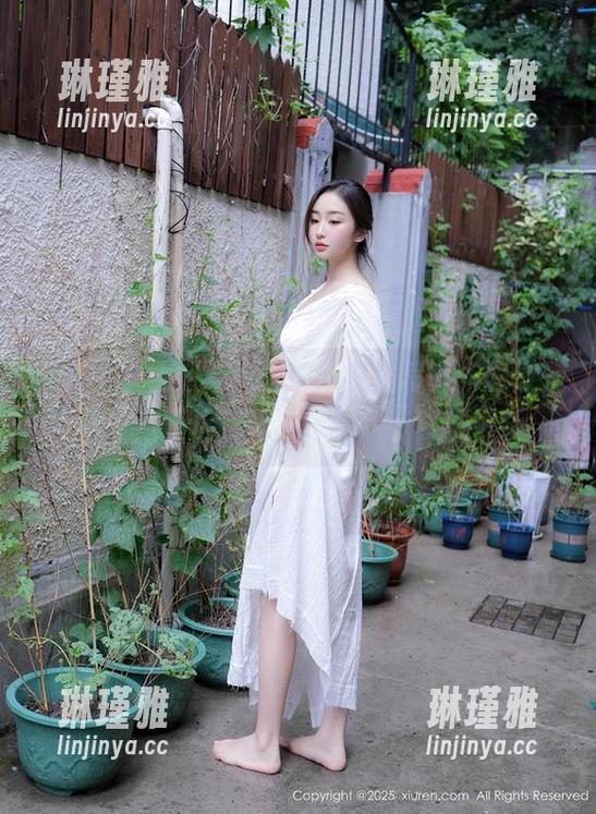 秀人网 - 孟狐狸FoxYini在线写真，剧情一波三折，竟然还有小彩蛋？