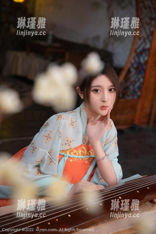 秀人网 - 从此不怕早起，小爪几的白衬衫：精选图片，里面还藏着我的“愿望清单”。